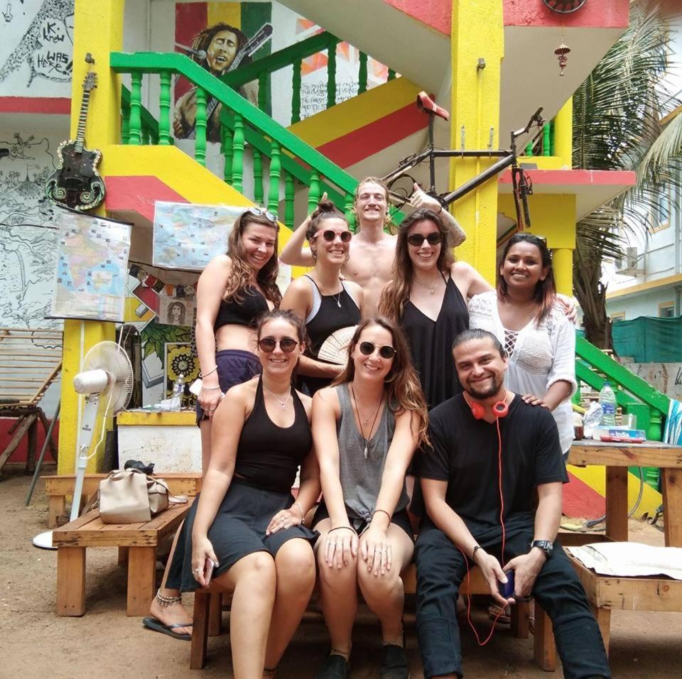 Rasta Mansion Beach Hostel And Rooms Arambol Exterior photo