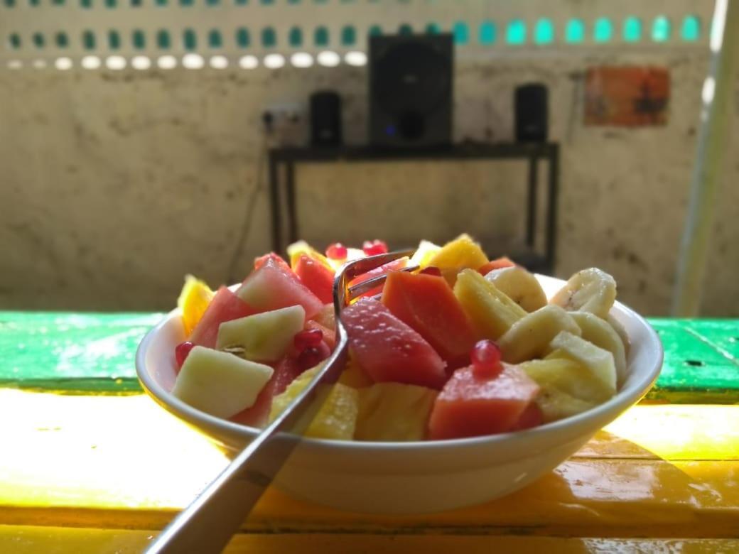 Rasta Mansion Beach Hostel And Rooms Arambol Exterior photo
